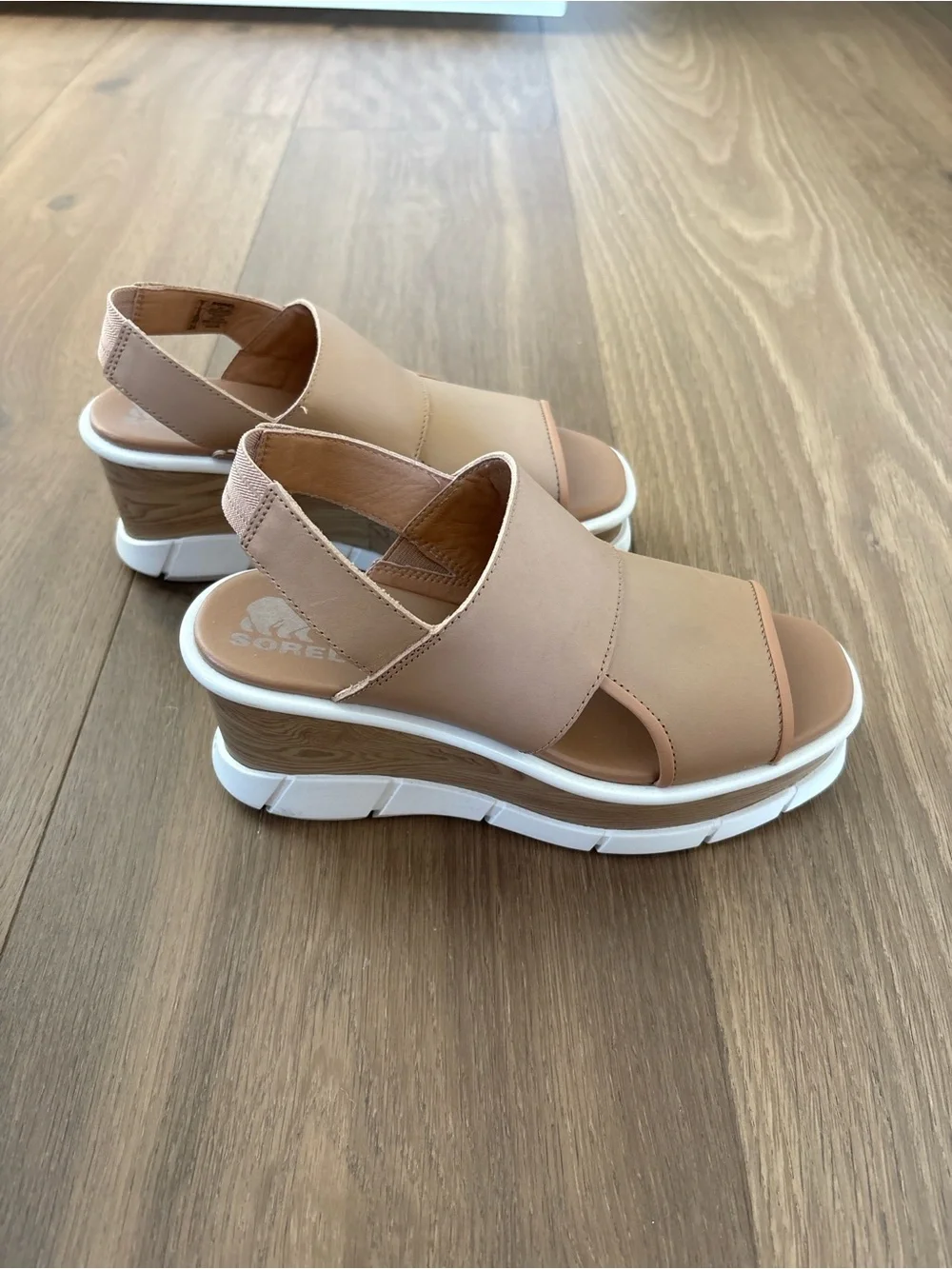 Sorel tan wedge sandals